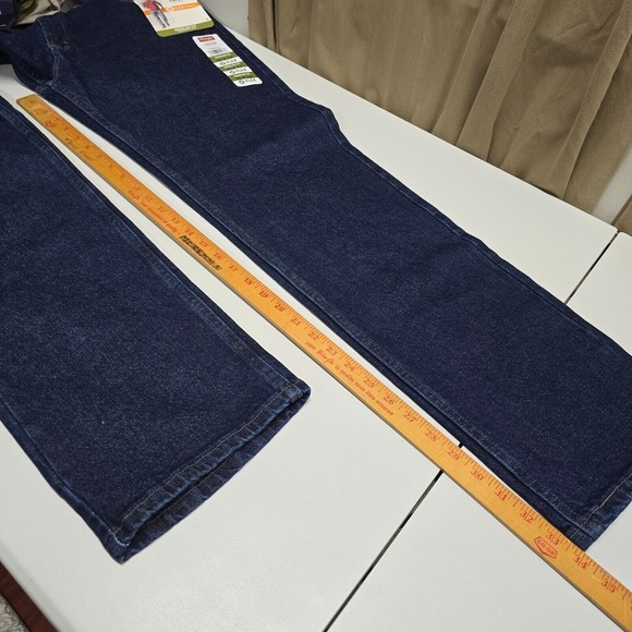 Wrangler Jeans Mens 36x34 (Fits 34x34) Premium Flex Straight Dark Cowboy Biker - Picture 10 of 12